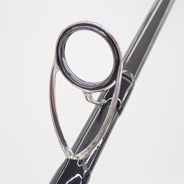 １７サーフトライブＳＴＨＳ－１０６２Ｍ